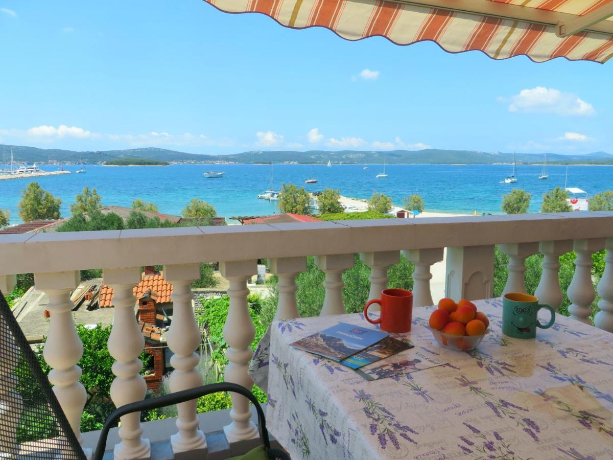 Beach Apartment Roza Biograd Oneroom - Premium Location Біоград-на-Мору Екстер'єр фото