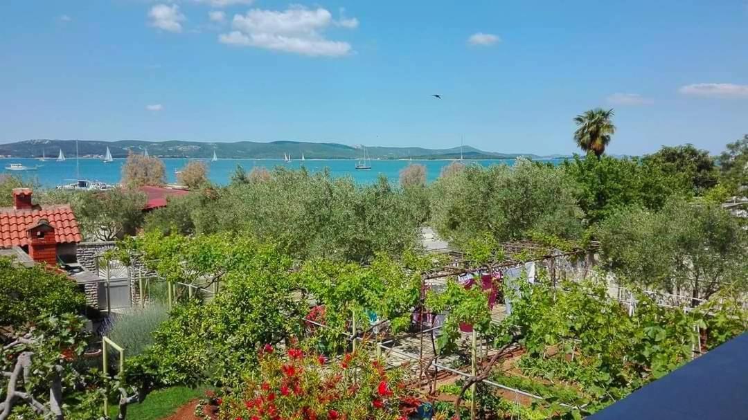 Beach Apartment Roza Biograd Oneroom - Premium Location Біоград-на-Мору Екстер'єр фото